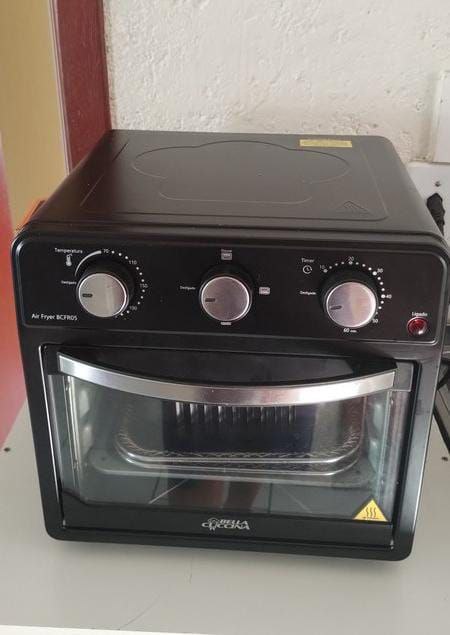 Air Fryer Bella Cuccina BCFR05 Preta com Timer 12L