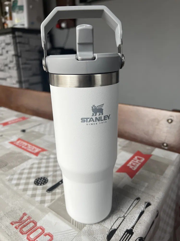 Tumbler Térmico Flip Straw Stanley Polar | 887ML