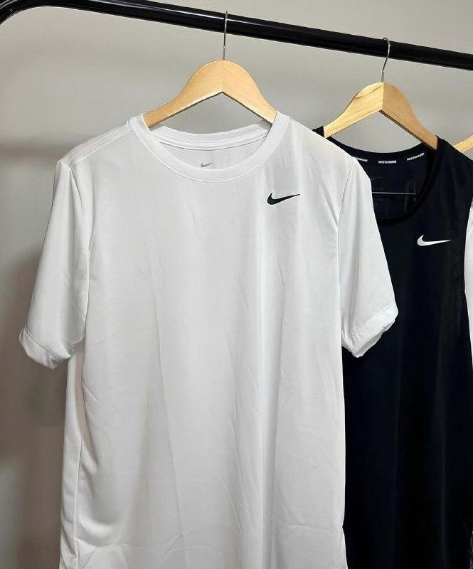 Camiseta Nike Manga Curta Dri-Fit Tee Legend