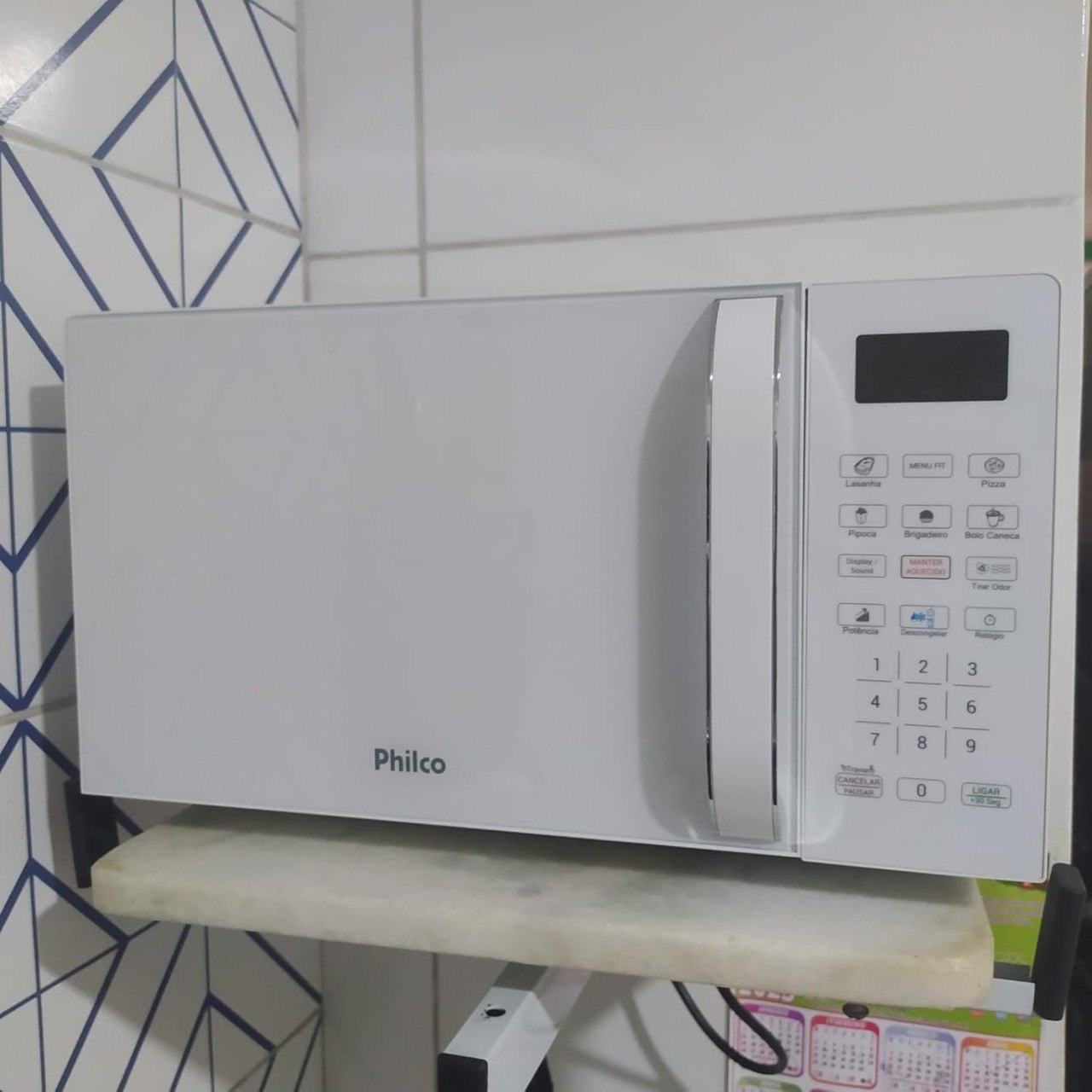 Micro-ondas Philco 20l Branco Pmo23bb 110v 110v