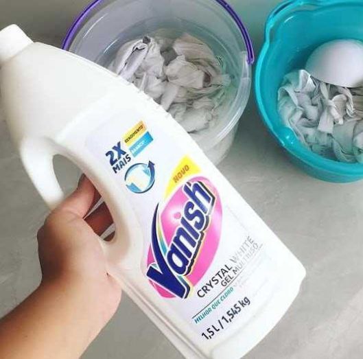 Tira Manchas Vanish Líquido Crystal White para roupas brancas 1,5L