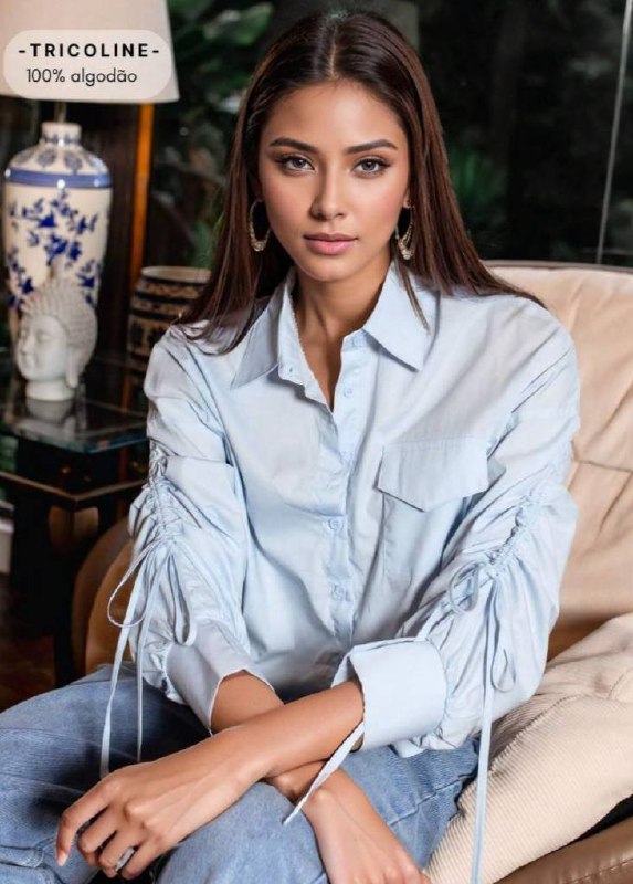 Camisa Cropped com Detalhe na Manga em Tricoline de Algodão - Básica, estilosa e feita par...