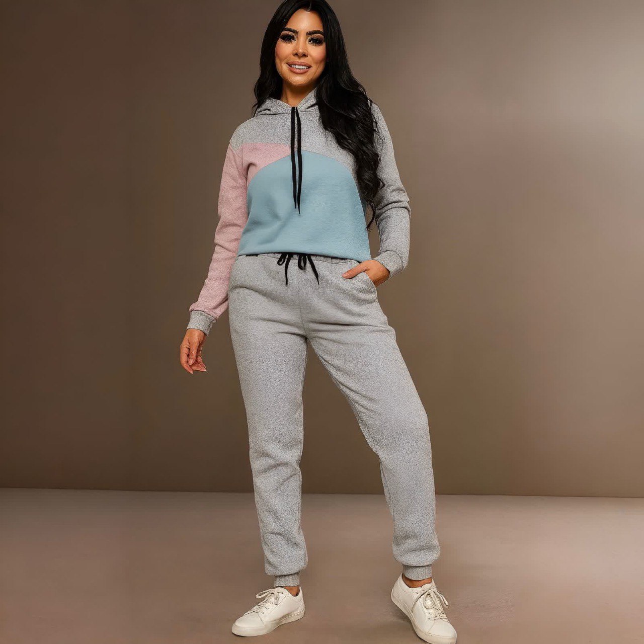 Conjunto Feminino De Moletom Flanelado Com Capuz E Cordão
