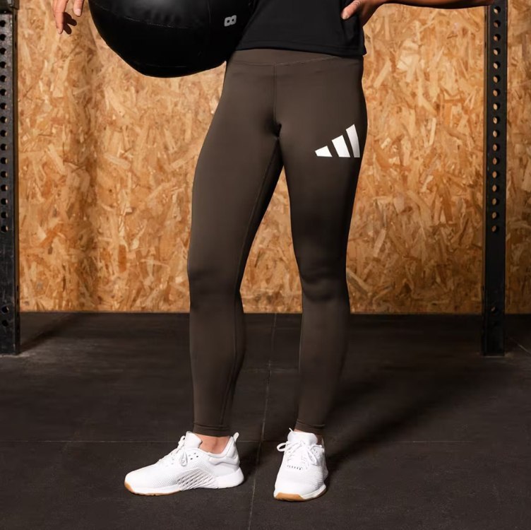 Calça Legging Adidas Essentials Feminina