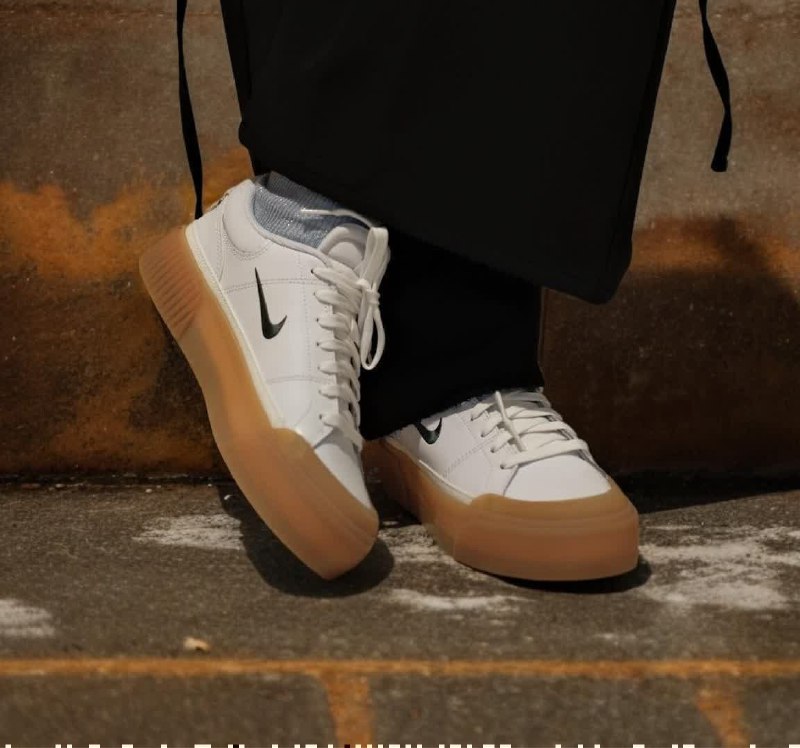 Tênis Nike Court Legacy Lift Feminino