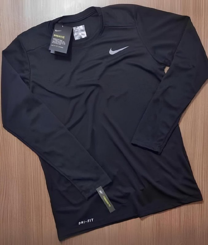 Camiseta Nike Dri-FIT Legend Masculina