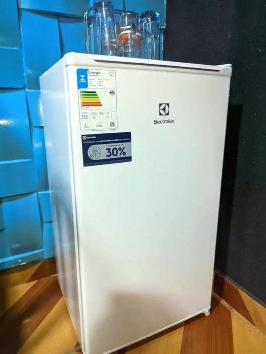 Frigobar Efficient Em90 90l Branco Electrolux