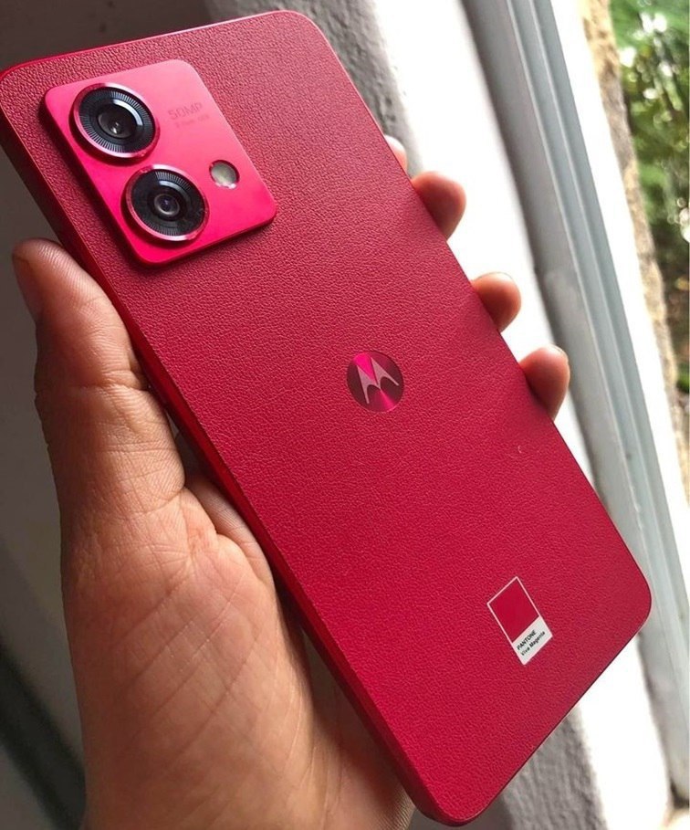 Motorola G84 256GB 5G 8GB RAM 6,55" Câm. Dupla 50MP 5000mAh